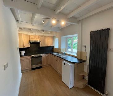 2 bedroom terraced house to rent - Photo 5