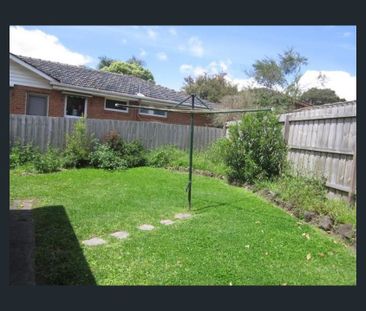 226 Gallaghers Road, Glen Waverley - Photo 4
