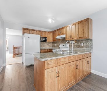 For Lease - 34 Kingswood Drive, Clarington, Ontario - Photo 3