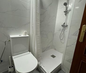 Calle de la Duquesa de Parcent, Madrid, Community of Madrid 28047 - Photo 5