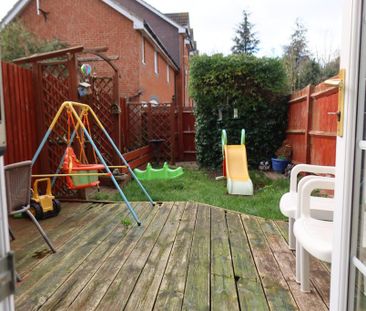 3 bedroom terraced house to rent - Photo 3