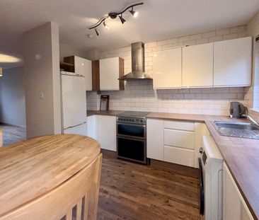 2 Bed Terraced House, Mavisbank Gardens, G51 - Photo 6