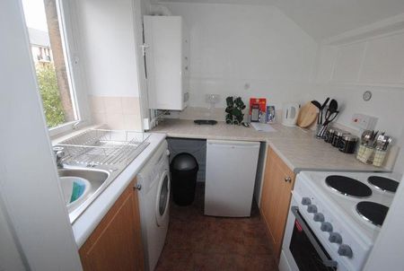 2 bedroom apartment to rent - Photo 4