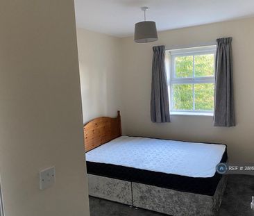 2 bedroom flat to rent - Photo 5