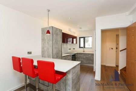 4 bedroom townhouse to rent - Photo 5