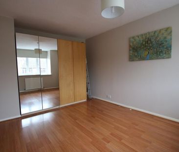 4 bedroom detached house to rent - Photo 5