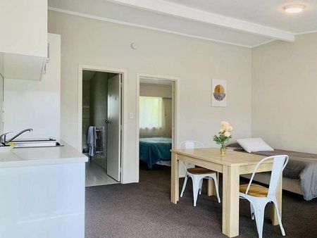 One-Bedroom Unit for Long-Term Rent - Photo 5