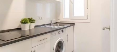 Calle de Blasco de Garay, Madrid, Community of Madrid 28015 - Foto 4