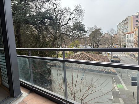 Location Appartement 3 pièces 65m² VALENCE 26000 - Photo 5