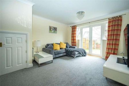 Stagshaw Close, Maidstone, ME15 - Photo 2