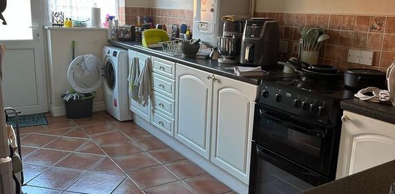 2 bedroom house to rent - Photo 2