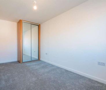 Acklam Gardens, Middlesbrough, TS5 - Photo 4