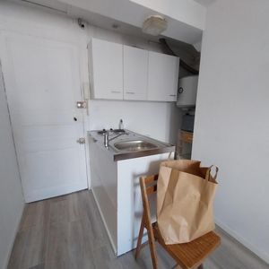 Location Appartement 1 pièce 16m² NANTES 44000 - Photo 2