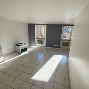 Studio à louer à Satillieu - Photo 2