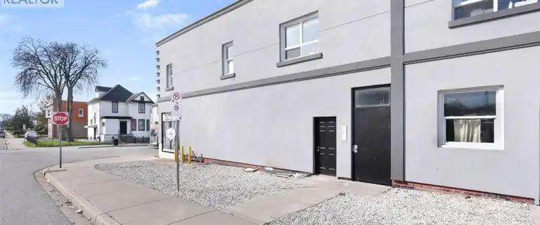 1188 WYANDOTTE STREET East Unit# 4 | 1188 WYANDOTTE STREET East Unit# 4, Windsor - Photo 1