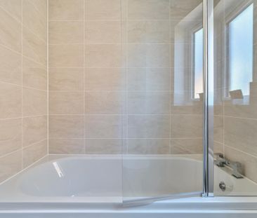 4 bedroom detached house to rent - Photo 1