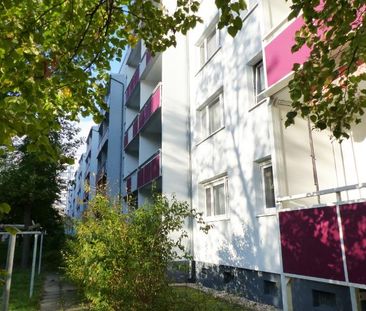 3 Raum-Wohnung mit Balkon und Bad mit Fenster - Photo 1