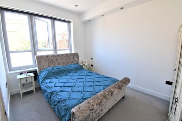 Park Street, Camberley, GU15 - Photo 1