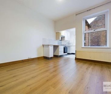 Whitehouse Lane, Walkley, Sheffield, S6 - Photo 4