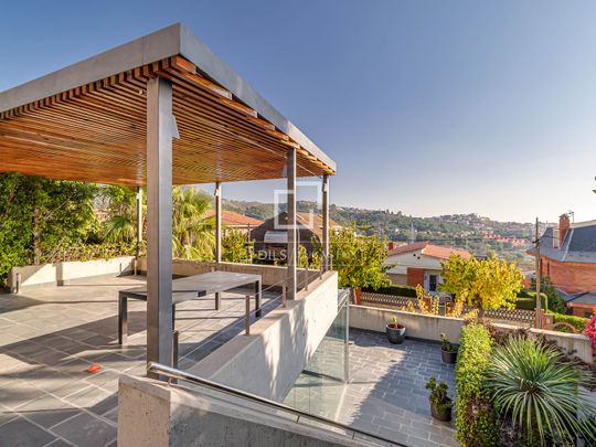 5 Bedroom house / villa for rent in Sant Just, Barcelona - Photo 1