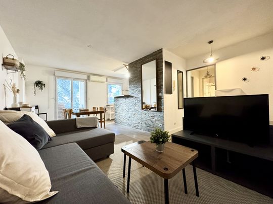 NIMES / VACQUEROLLES - T2 MEUBLE AVEC BALCON, PARKING ET CLIMATISATION - Photo 1