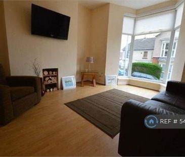 1 bedroom in a house share to rent - Photo 1