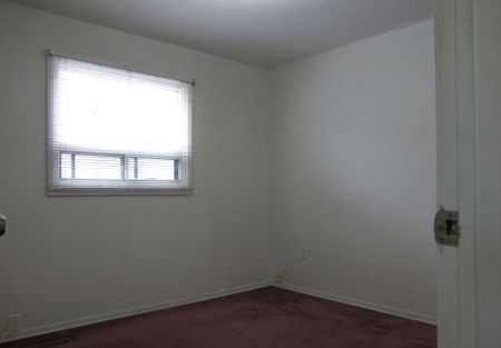 For Lease - 18 Pickard Lane, Brampton, Ontario - Photo 5