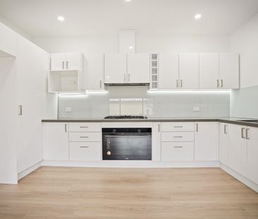 Fully Renovated 3-4 Bedroom Home! - Photo 2