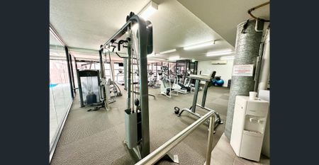 Three Bedroom Riverside Apartment - Photo 5