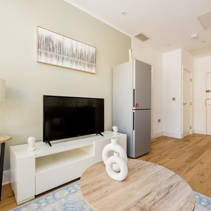 1 bedroom ground floor flat to rent - Photo 1