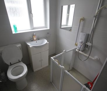 35 Cavendish Avenue, Ruislip, Ruislip, HA4 6QJ - Photo 3
