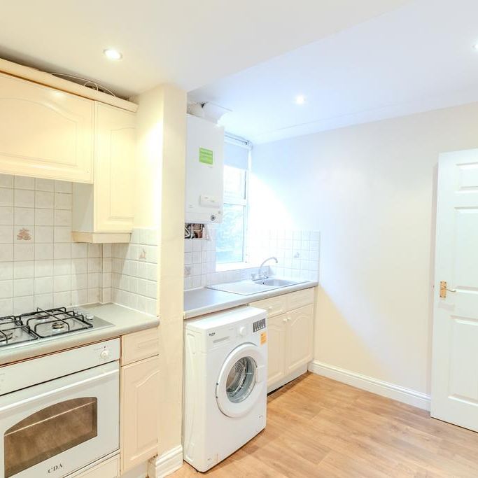 1 bedroom flat to rent - Photo 1