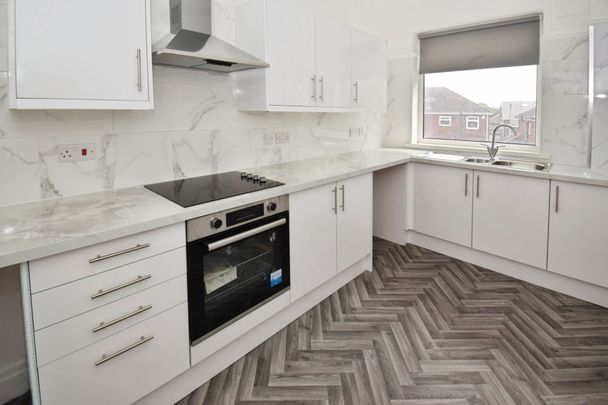 Teehey Lane, Higher Bebington - Photo 1