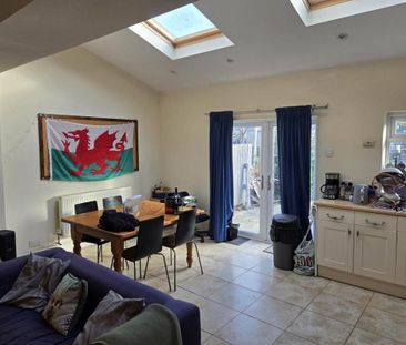 3 bedroom terraced house to rent - Photo 4