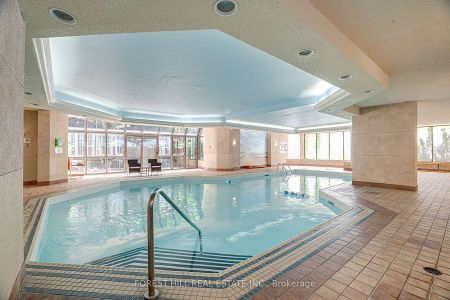 For Lease - 633 Bay Street Unit# 312, Toronto, Ontario - Photo 2