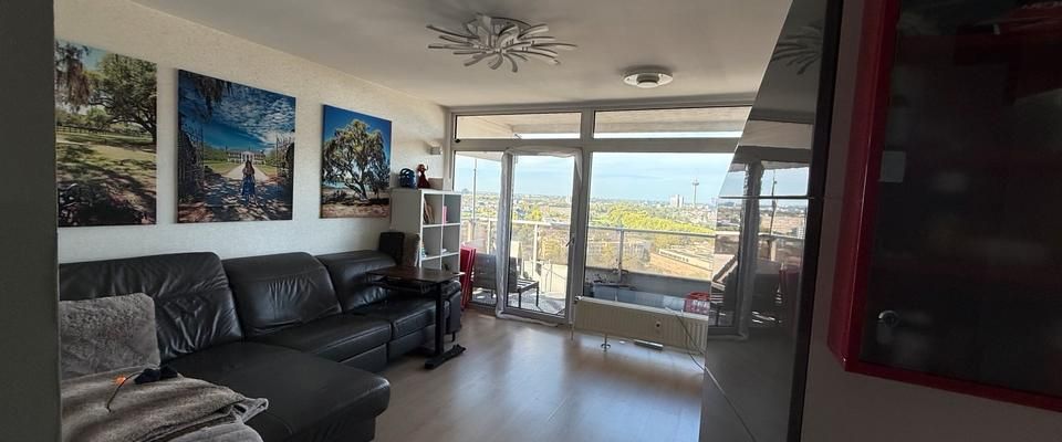 Exklusive 3 Zi-Whg mit Domblick, XXL-Balkon & Top-Ausstattung - Photo 1
