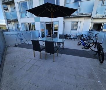 Big 2 BR Eden Terrace Apartment - Photo 1