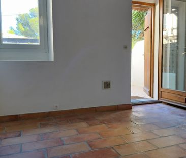 maison 3 pièces 36m2 MARSEILLE 6EME 950 euros - Photo 3