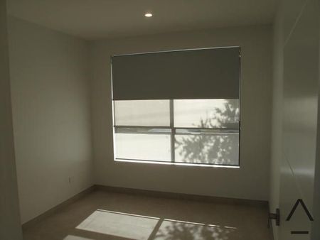 Brand-New Modern Granny Flat with Private Off-Street Parking - Photo 5