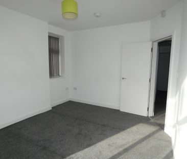 Palatine Road F2 - Photo 4