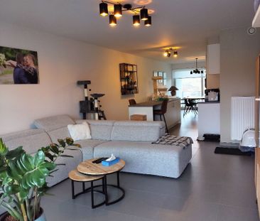 Zéér aangenaam en goed onderhouden appartement met ideale ligging v... - Foto 2