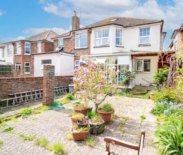 1 bedroom semi-detached house to rent - Photo 4