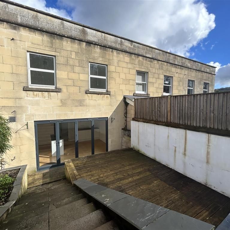 3 bedroom house to rent - Photo 1