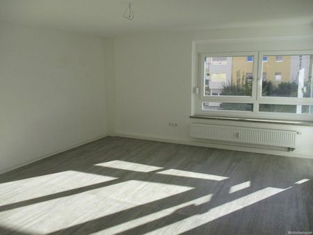 Renovierte 3 - Zimmer Wohnung mit Balkon in ruhiger Stadtlage - Foto 3