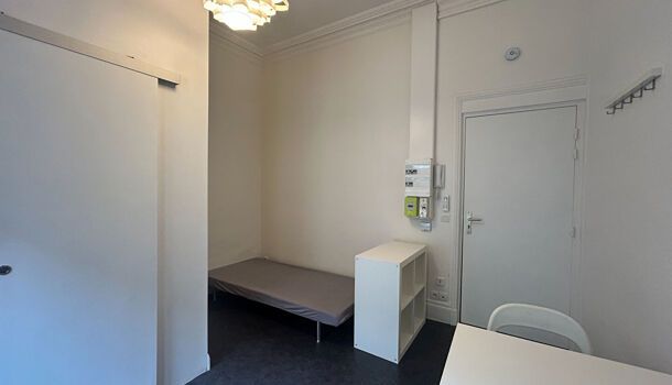Appartement 1 pièces 14m2 REIMS 460 euros - Photo 1