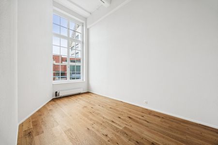 "Light, Space and Design – 3.5-Room Loft Apartment in New Building" - Photo 5