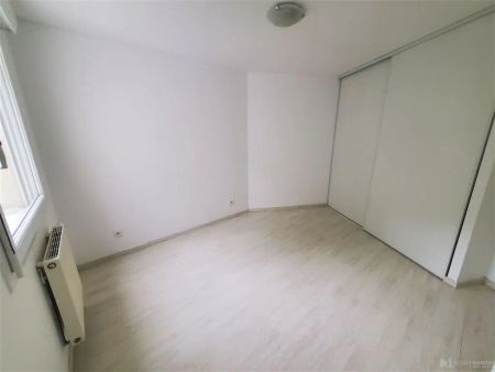 Location appartement 5 pièces - 121m² à Clermont ferrand (63100) - Photo 2
