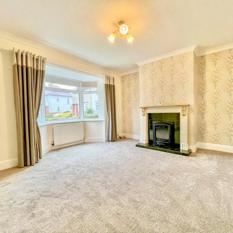 3 bedroom semi-detached house to rent - Photo 1