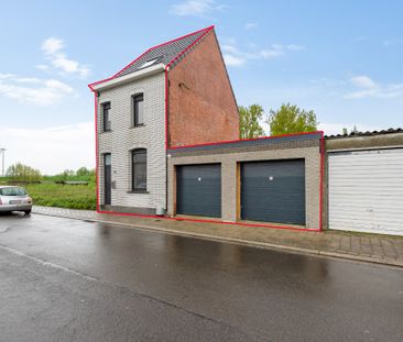 Gerenoveerde woning met 4 slaapkamers en garage te huur - Photo 3