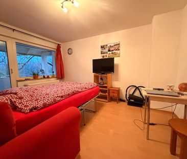 Wohnen am Dutzendteich: top gepflegte 2-Zimmer-Wohnung +++ mit Balk... - Photo 1
